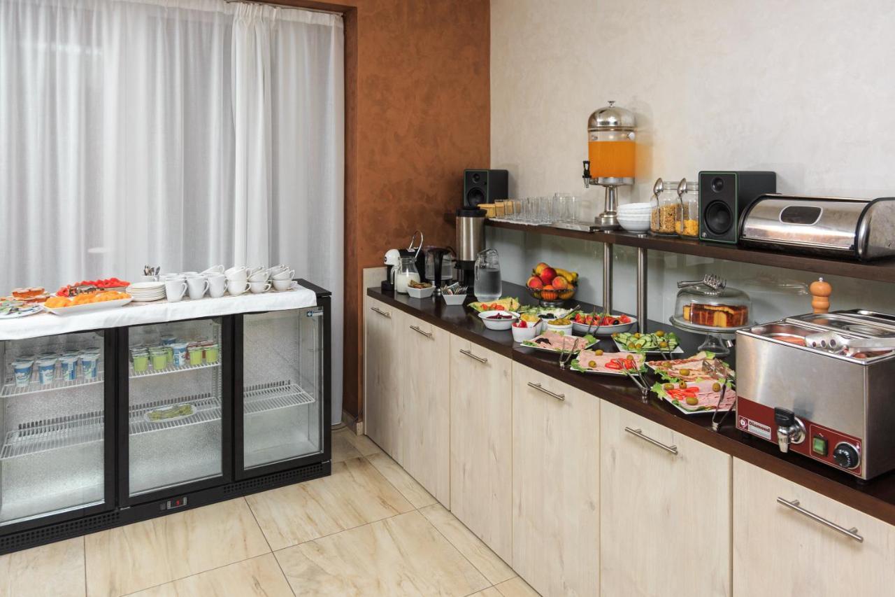 Hotel Maksim Herceg Novi Kültér fotó