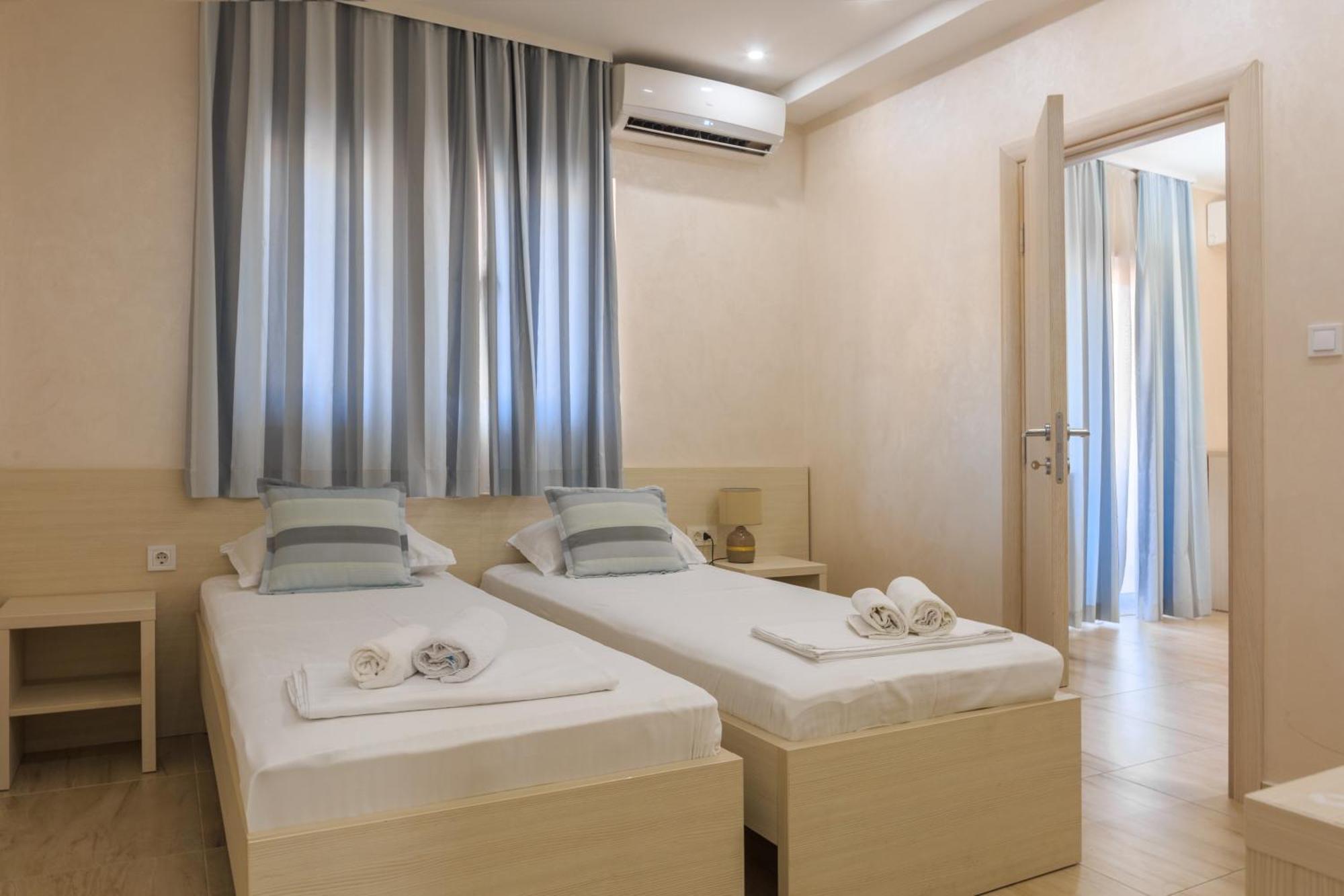 Hotel Maksim Herceg Novi Kültér fotó