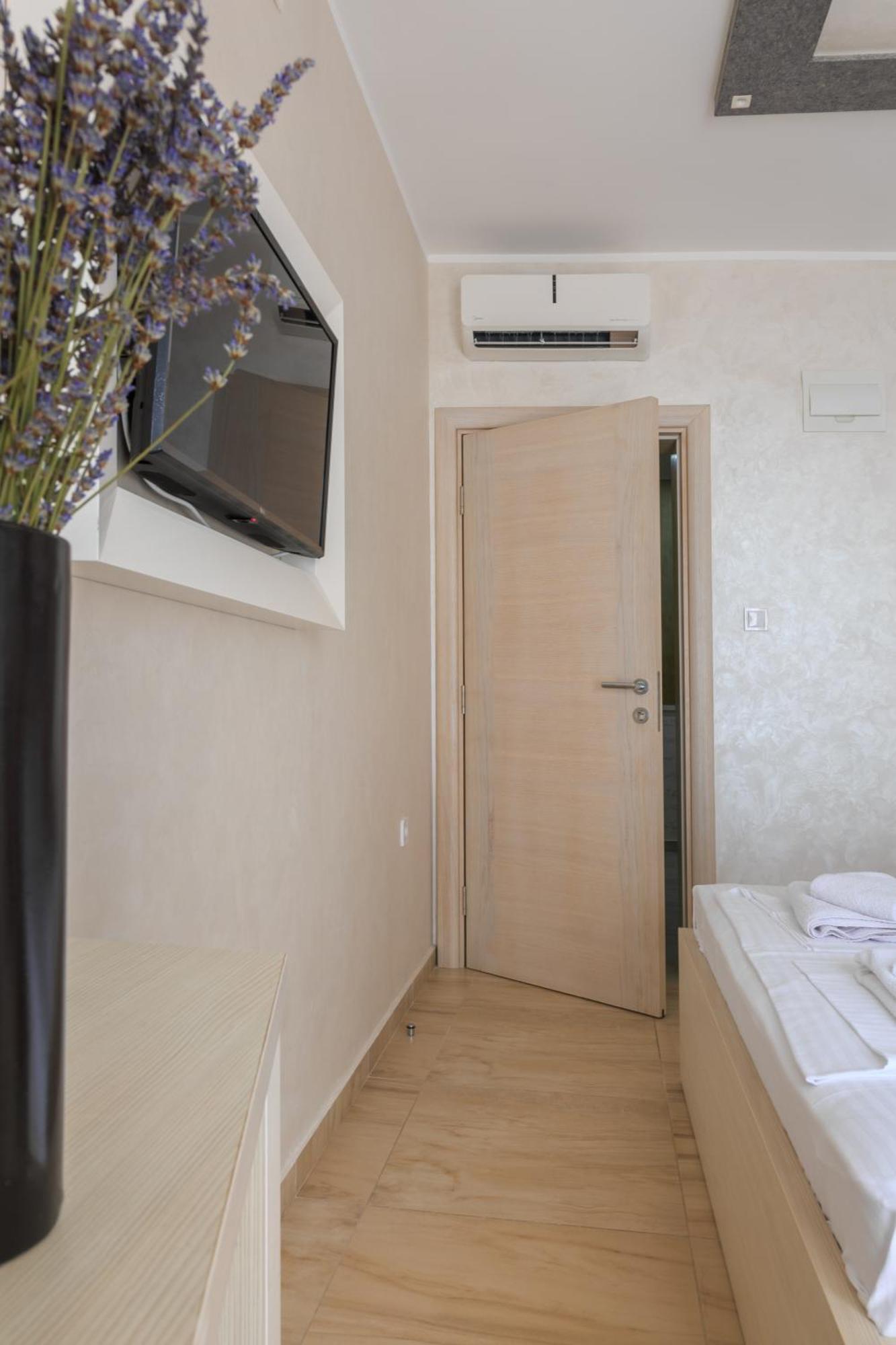 Hotel Maksim Herceg Novi Kültér fotó