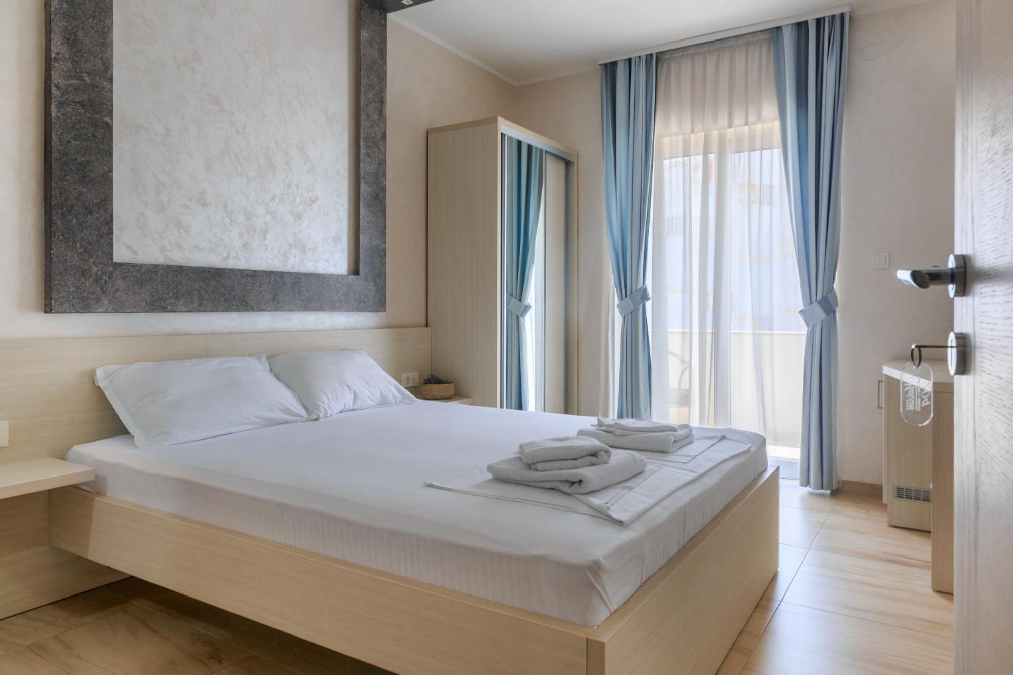 Hotel Maksim Herceg Novi Kültér fotó