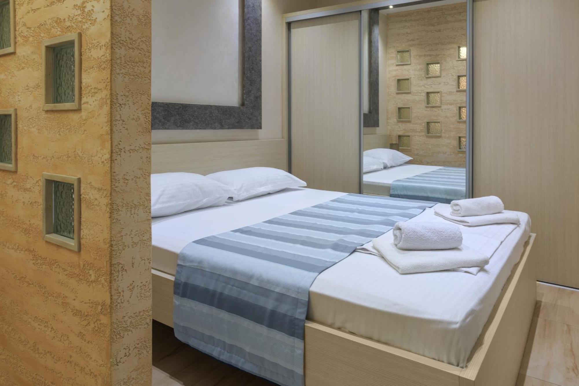 Hotel Maksim Herceg Novi Kültér fotó
