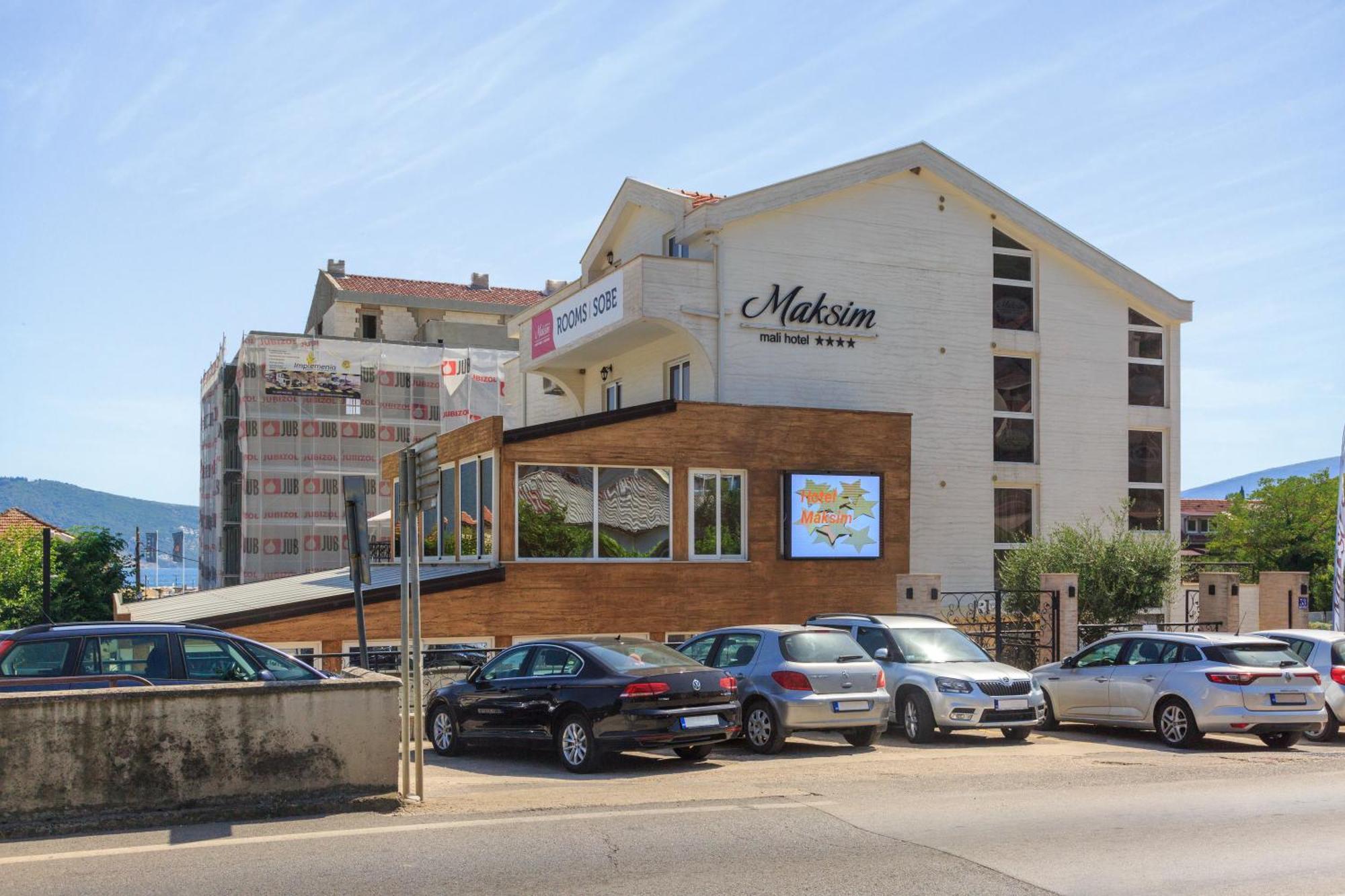 Hotel Maksim Herceg Novi Kültér fotó