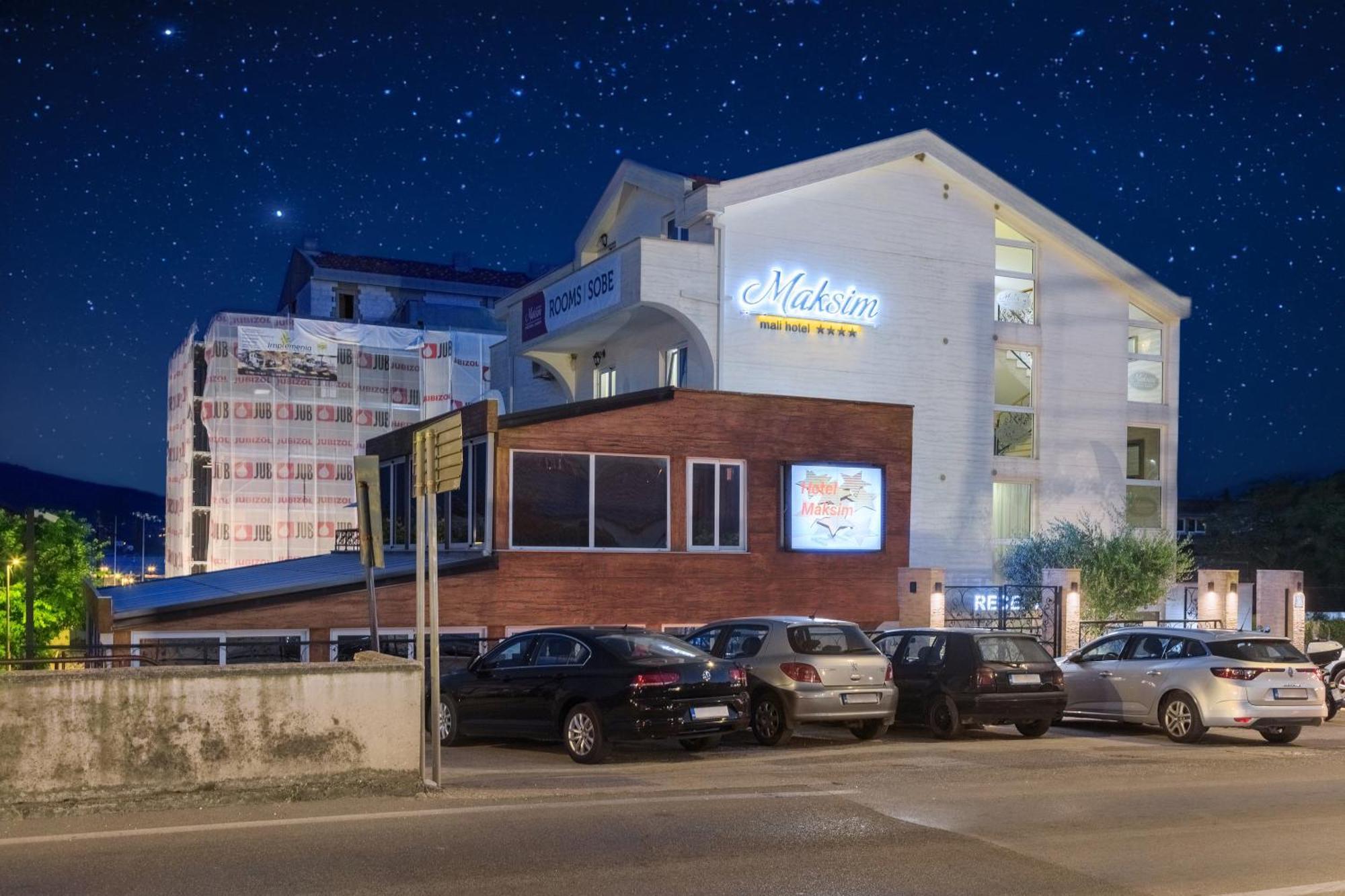 Hotel Maksim Herceg Novi Kültér fotó
